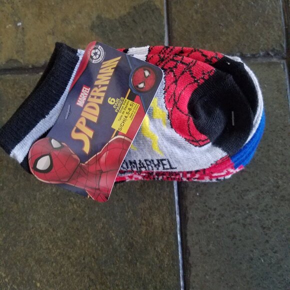 NWT Spiderman Socks - Picture 1 of 2